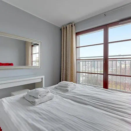 Elegant And Modern Dom & House In *