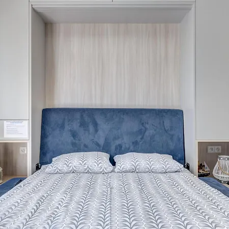 Elegant Jaglana With Parking In Old Town By Renters Lägenhet *