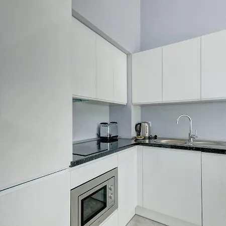 Elegant Jaglana With Parking In Old Town By Renters Γκντανσκ