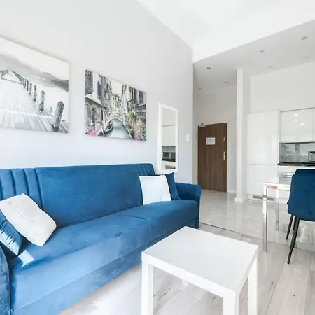 Elegant Jaglana With Parking In Old Town By Renters Gdańsk