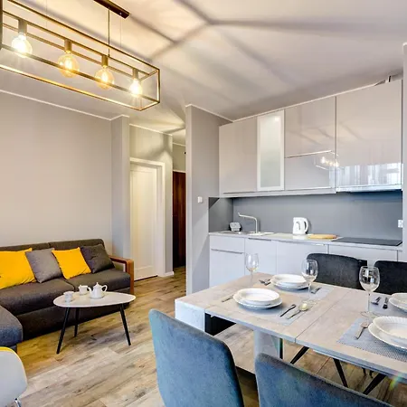 Apartment Elegant And Modern Dom & House In *